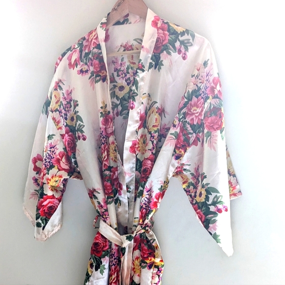 Satin Floral Pink Robe with Tie, OS, Small Medium Large, - Picture 9 of 9